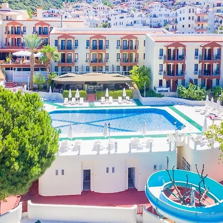 菲罗斯俱乐部酒店 3* 卡斯