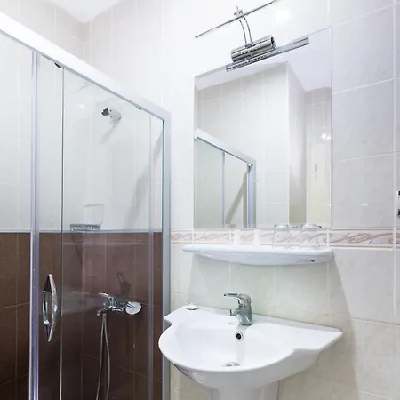 菲罗斯俱乐部酒店 酒店 3*