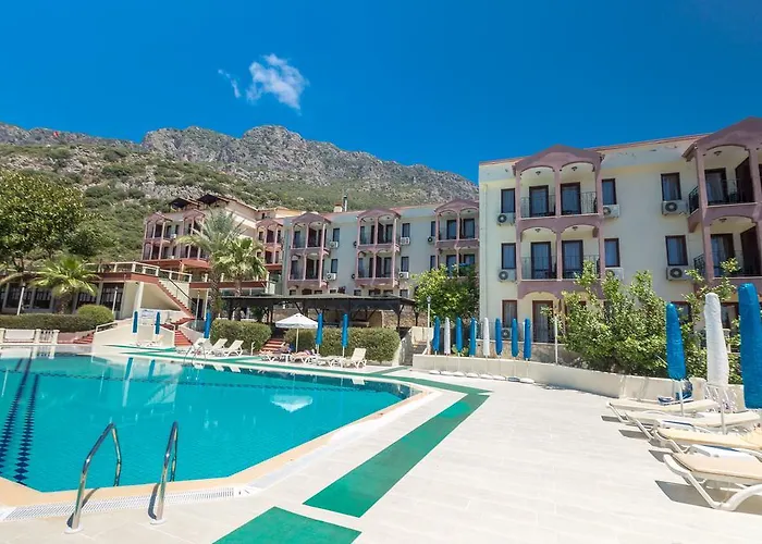 Szálloda Club Phellos 3*