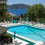 Hotel Club Phellos 3*
