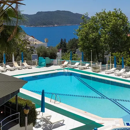 Готель Club Phellos 3*